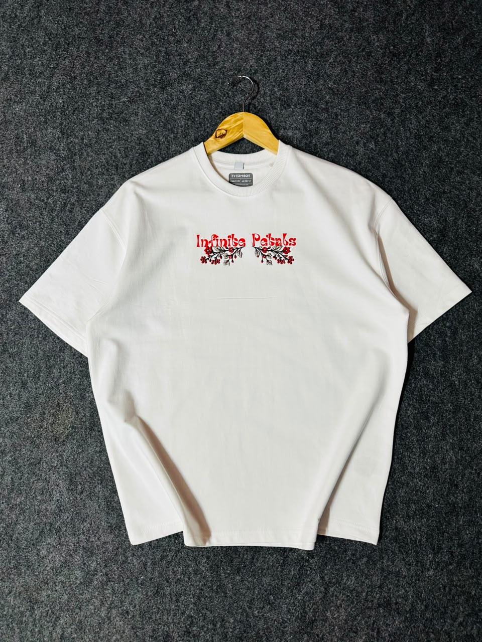 EVERMORE Essential Tee